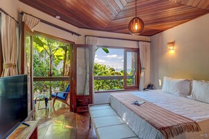 Superior | Desk, free WiFi, bed sheets