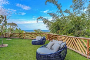 Suítes | Bureau, accès au Wi-Fi (inclus), literie fournie