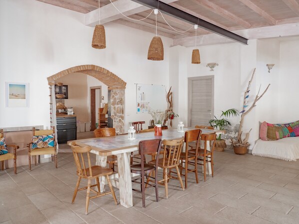 Free daily continental breakfast - Domu Prexada (Maracalagonis)