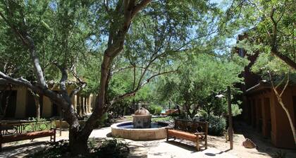 Quiet-Two Bedroom/Two Bath with No One Above