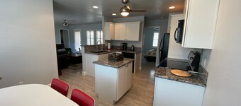 Cozy Desert Creek Bungalow in Smith Valley - OHV Paradise