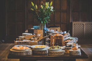 Daily continental breakfast (GBP 17.95 per person)