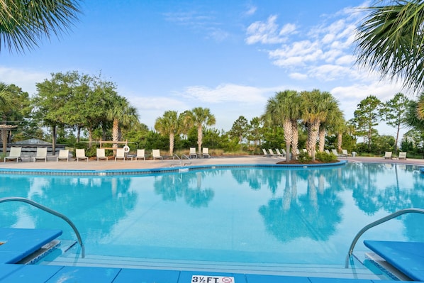 Beheizter Pool
