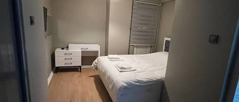 Classic Double or Twin Room | Free WiFi, bed sheets