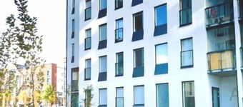 Modern Ruby studio 5min to Airport 20min to center