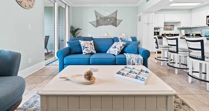 Mexico Beach Condo w/ Pool Access & Canal View