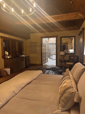 5 Schlafzimmer, Bügeleisen/Bügelbrett, WLAN, Bettwäsche