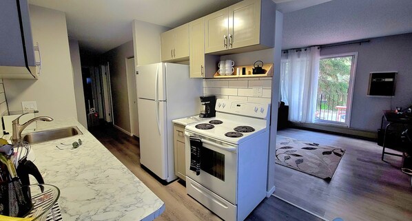 Microwave, oven, stovetop, dishwasher