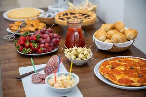 Petit déjeuner buffet compris tous les jours