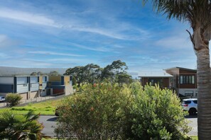 Property grounds - Blue Waters - Unit 4 (Eden)