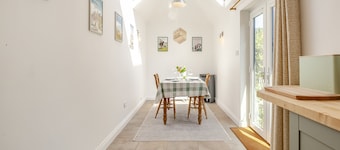 Romantic and spacious holiday home in a picturesque West Sussex village.