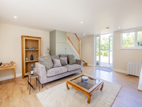Romantic and spacious holiday home in a picturesque West Sussex village.