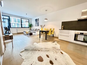 Interior - Riverside Luxury Apartment (Bratislavský kraj)