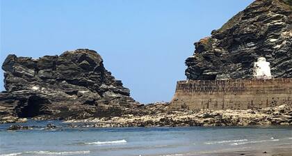 Carn View Kernow Heartlands/carn Brea#coastline