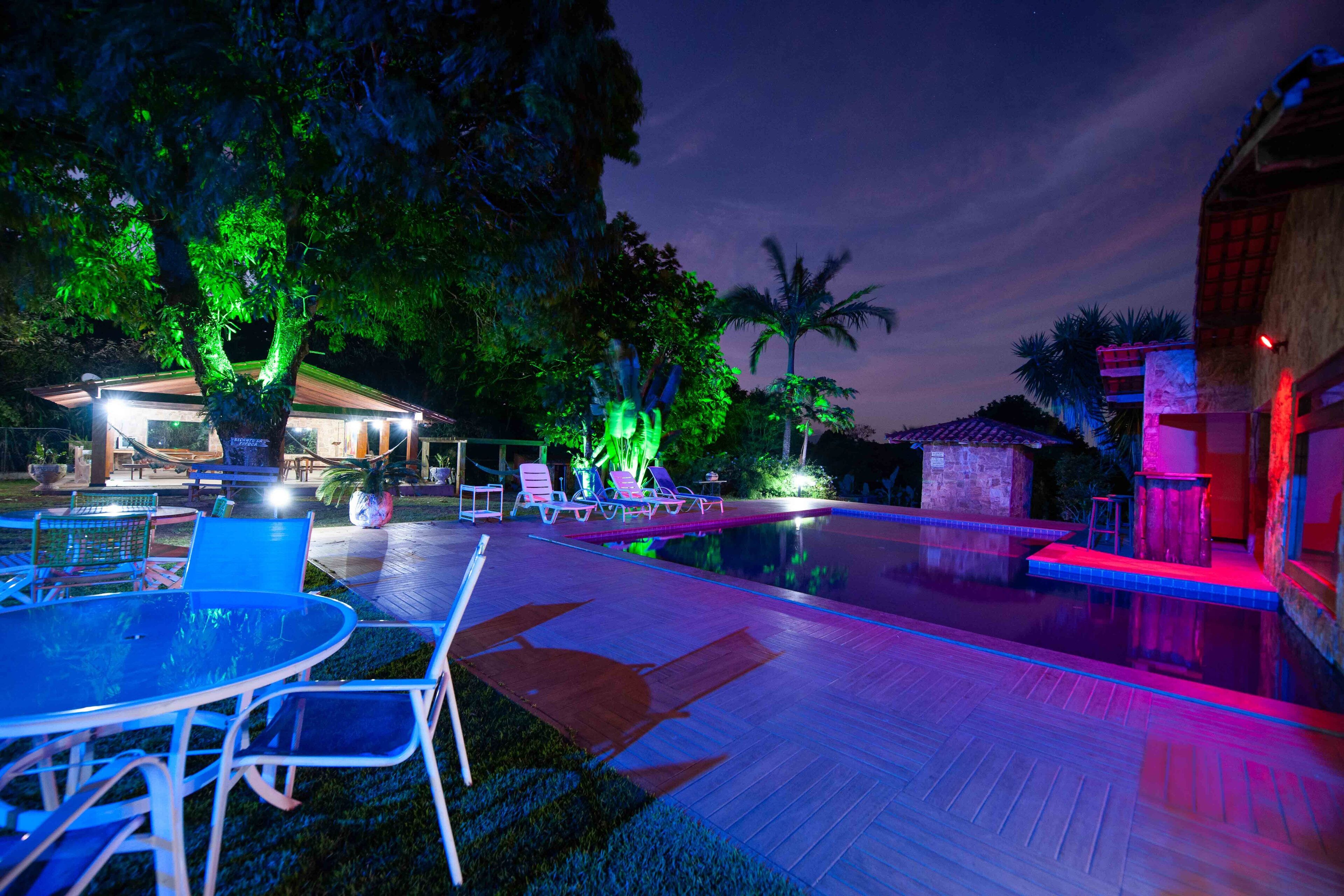 Kolam renang outdoor