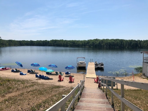 Arrowhead Lake Camp - Lake View Rooms