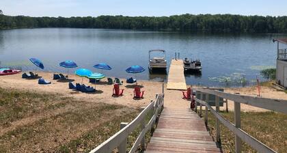 Arrowhead Lake Camp - Lake View Rooms