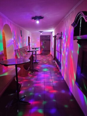 Bar (in der Unterkunft)