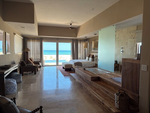 Beautiful Beach front Villa