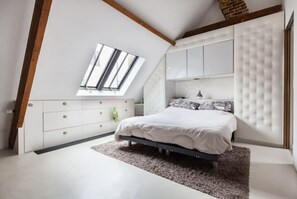 7 Schlafzimmer, Schreibtisch, Reisekinderbett, kostenloses WLAN