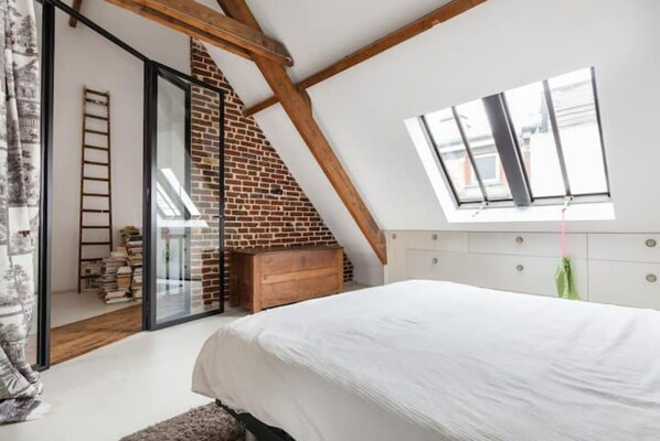 7 bedrooms, desk, travel cot, free WiFi - Grande Maison Avec Terrasse, Quartier Exceptionnel (Paris)