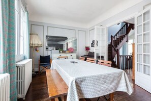 Dining - Grande Maison Avec Terrasse, Quartier Exceptionnel (Paris)