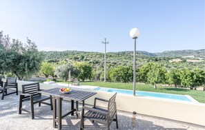 Outdoor dining - Beautiful home in Noto (Noto)