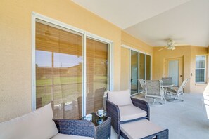 Outdoor dining - Family-Friendly Spring Hill Vacation Home w/ Lanai (Spring Hill)