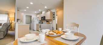 Family-Friendly Spring Hill Vacation Home w/ Lanai