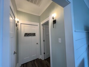 Interior - Blocks to the Beach! Huge Patio & Fenced-In Backyard. (Atlantic Beach)