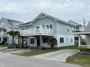 Exterior - Blocks to the Beach! Huge Patio & Fenced-In Backyard. (Atlantic Beach)
