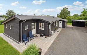 Exterior - Nice home in Hejls with kitchen (Hejls)