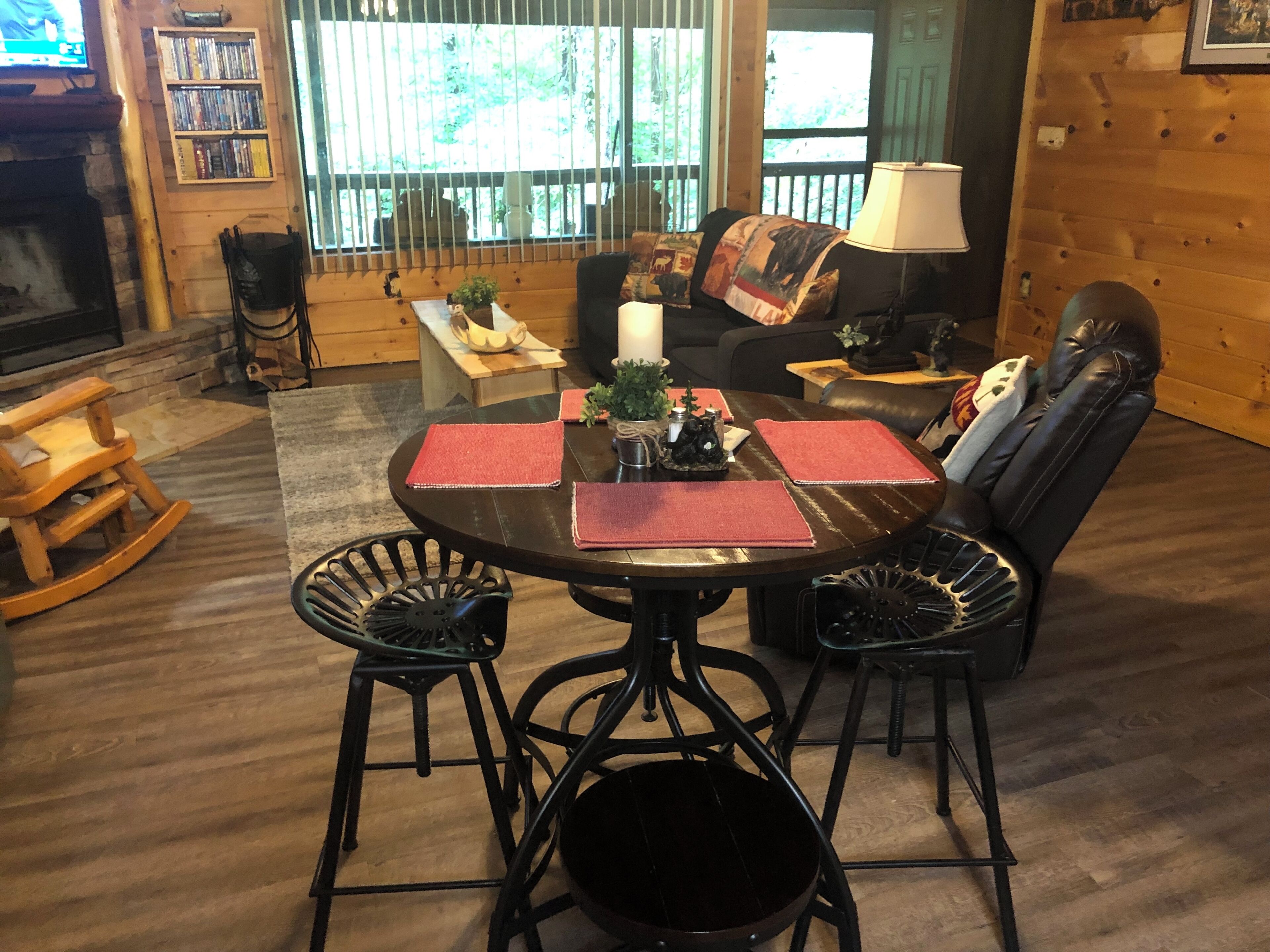 Smart TV, fireplace, DVD player, video library