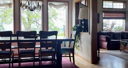 5 Bdrm Country Home on 22 acres 30 minutes north of Missoula