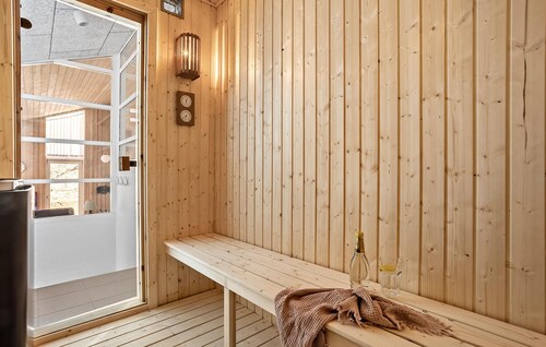 Nice home in Glesborg with sauna