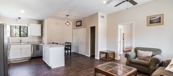 Desert Getaway 2 Bedroom Guest House