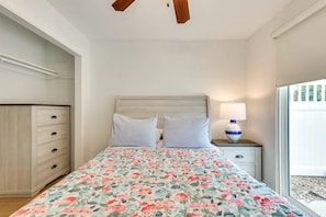 2 bedrooms, in-room safe, iron/ironing board, free WiFi