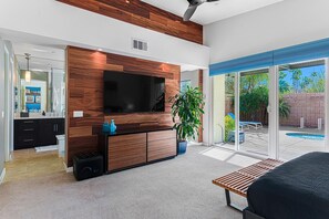 3 bedrooms, desk, iron/ironing board, free WiFi