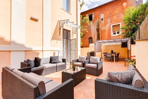 Villa Chiara - a new Luxury Star is born in Rome!