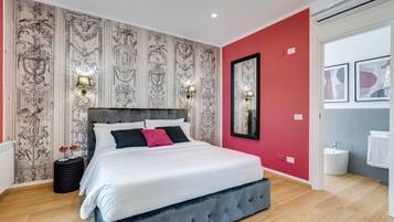 5 Schlafzimmer, Schreibtisch, BĂŒgeleisen/BĂŒgelbrett, WLAN