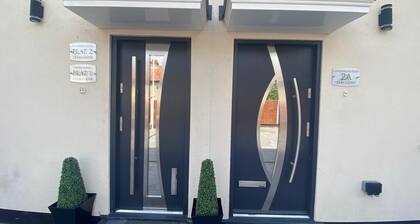 THE ROYAL BOUTIQUE OXFORD LODGE by LONDON HEATHROW SLEEP 6