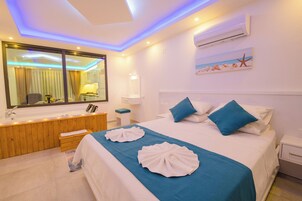 奢华公寓, 1 间卧室, 海景, 临海 | 1 多间卧室、埃及棉床单、高档床上用品、羽绒被