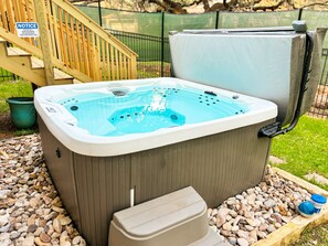Bain à remous extérieur