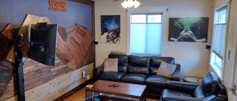 Smart-TV, Musikbibliothek, Stereoanlage