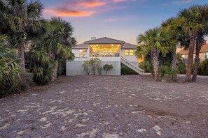 Exterior - Escape to Seabrook! Steps to Beach! Pool and Club Access! (Seabrook Island)