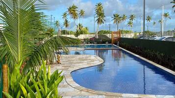 Estúdio conforto | Piscina | 7 piscinas externas, funciona das 9h às 22h, barracas de cortesia