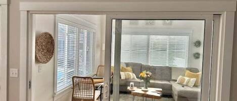 تلفزيون، كُتُب