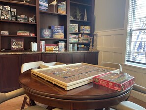 Games room - Seaglass Village Gem! 3 night min, close to Ogunquit Beach (Wells)