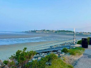 Beach - Seaglass Village Gem! 3 night min, close to Ogunquit Beach (Wells)