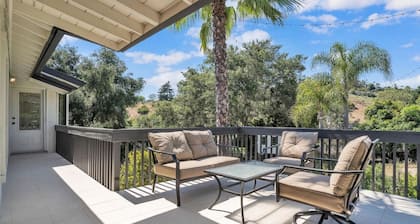Upscale 4BR Retreat near Monserate Winery Pool Spa